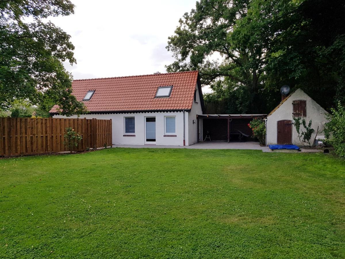 Ferienhaus An Der Nordsee - Familienfreundlich, Gut Ausgestattet & Viel Platz Butjadingen Dış mekan fotoğraf